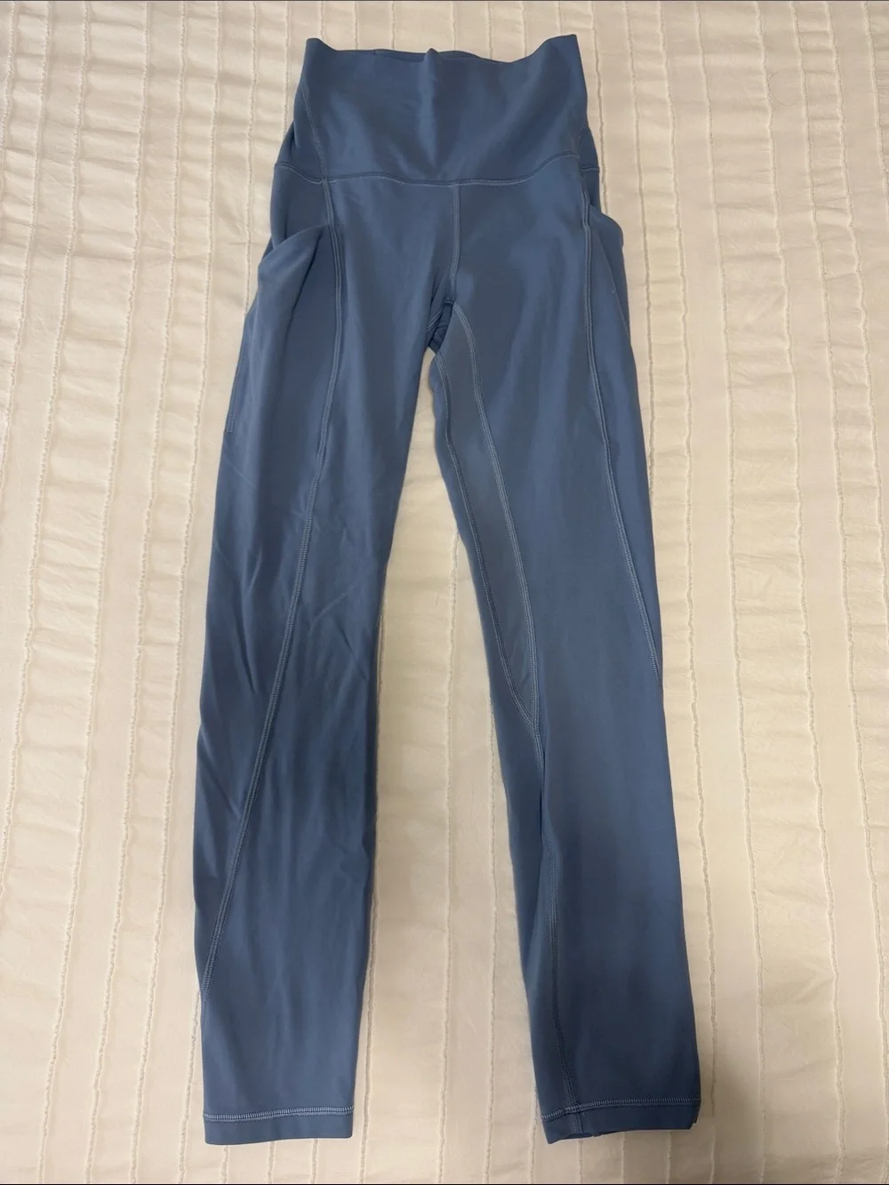 Lululemon High-Rise Align Leggings 25” size 2